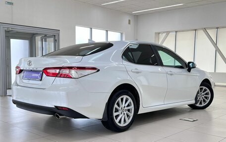 Toyota Camry, 2021 год, 3 545 000 рублей, 5 фотография