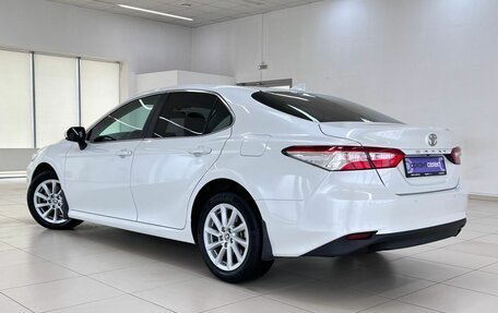 Toyota Camry, 2021 год, 3 545 000 рублей, 7 фотография