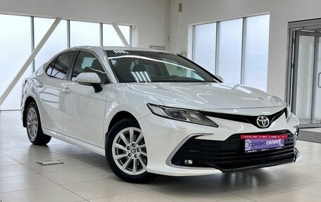 Toyota Camry, 2021 год, 3 545 000 рублей, 3 фотография