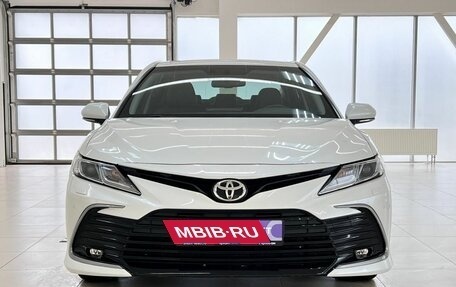 Toyota Camry, 2021 год, 3 545 000 рублей, 2 фотография