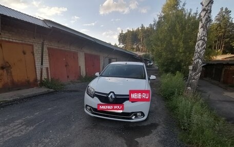 Renault Logan II, 2014 год, 750 000 рублей, 3 фотография