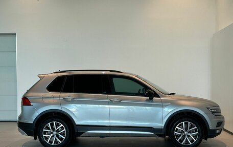 Volkswagen Tiguan II, 2019 год, 2 630 000 рублей, 5 фотография