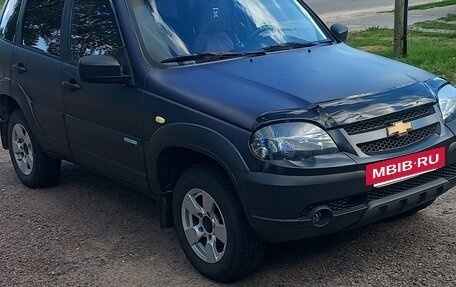 Chevrolet Niva I рестайлинг, 2005 год, 550 000 рублей, 13 фотография