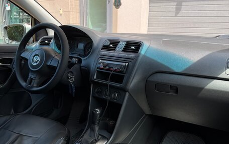 Volkswagen Polo VI (EU Market), 2011 год, 695 000 рублей, 10 фотография