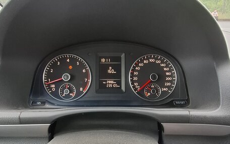 Volkswagen Touran III, 2011 год, 640 000 рублей, 11 фотография