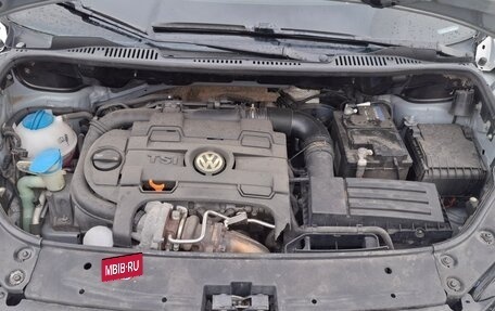 Volkswagen Touran III, 2011 год, 640 000 рублей, 5 фотография