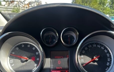 Opel Astra J, 2012 год, 700 000 рублей, 9 фотография