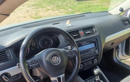 Volkswagen Jetta VI, 2012 год, 1 100 000 рублей, 15 фотография