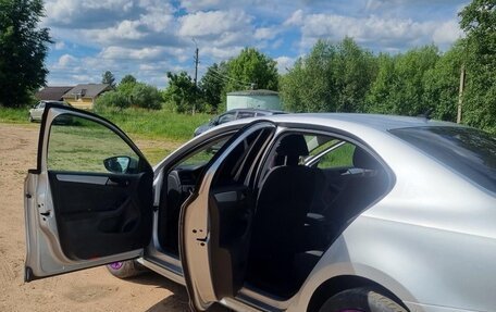 Volkswagen Jetta VI, 2012 год, 1 100 000 рублей, 13 фотография