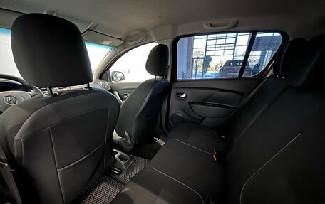 Renault Sandero II рестайлинг, 2017 год, 940 000 рублей, 23 фотография