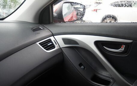 Hyundai Avante, 2012 год, 850 000 рублей, 16 фотография