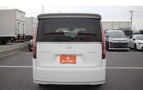Honda Stepwgn, 2022 год, 1 700 010 рублей, 6 фотография