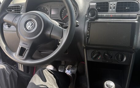 Volkswagen Polo VI (EU Market), 2011 год, 480 000 рублей, 9 фотография
