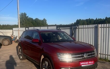 Volkswagen Teramont I, 2018 год, 2 350 000 рублей, 2 фотография