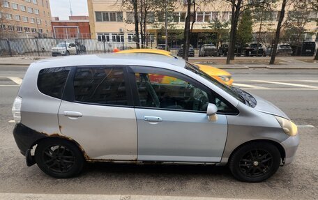 Honda Fit III, 2001 год, 120 000 рублей, 4 фотография
