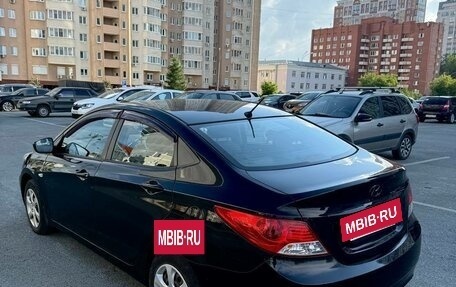 Hyundai Solaris II рестайлинг, 2011 год, 780 000 рублей, 5 фотография
