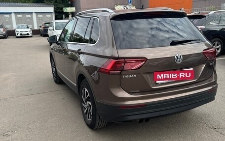 Volkswagen Tiguan II, 2019 год, 1 990 000 рублей, 6 фотография