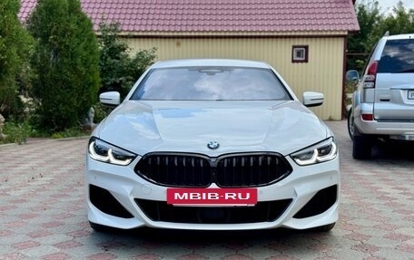 BMW 8 серия, 2020 год, 7 670 000 рублей, 2 фотография