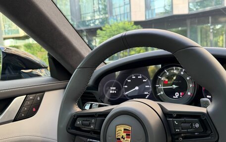 Porsche 911, 2023 год, 27 900 000 рублей, 21 фотография