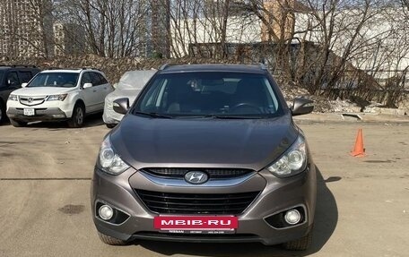 Hyundai ix35 I рестайлинг, 2013 год, 900 000 рублей, 2 фотография