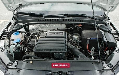 Volkswagen Jetta VI, 2016 год, 1 400 000 рублей, 17 фотография
