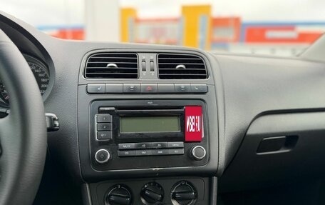 Volkswagen Polo VI (EU Market), 2012 год, 925 000 рублей, 19 фотография