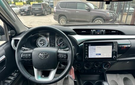Toyota Hilux VIII, 2020 год, 4 980 000 рублей, 24 фотография