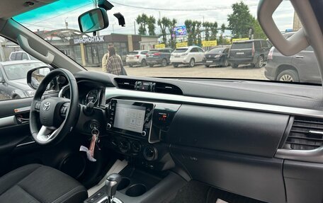 Toyota Hilux VIII, 2020 год, 4 980 000 рублей, 21 фотография