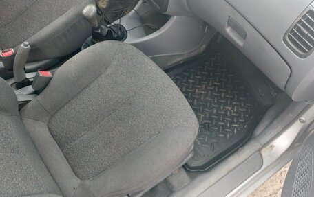 Hyundai Accent II, 2005 год, 300 000 рублей, 17 фотография