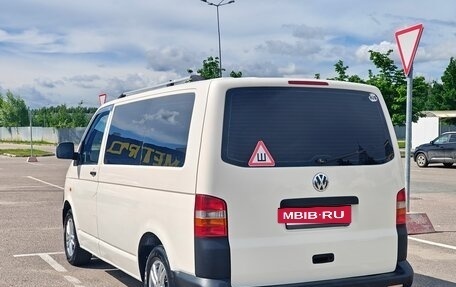 Volkswagen Transporter T5 рестайлинг, 2006 год, 1 000 000 рублей, 7 фотография