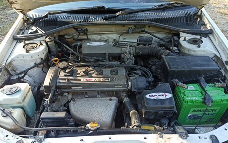 Toyota Carina, 1995 год, 300 000 рублей, 6 фотография
