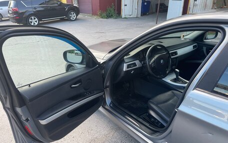 BMW 3 серия, 2009 год, 850 000 рублей, 14 фотография