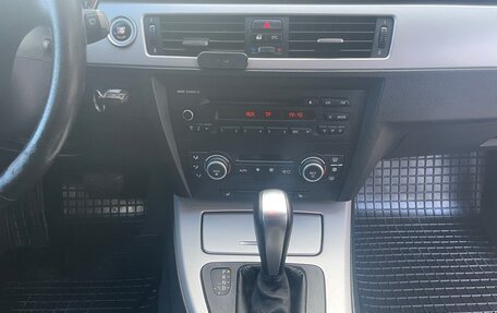 BMW 3 серия, 2009 год, 850 000 рублей, 24 фотография