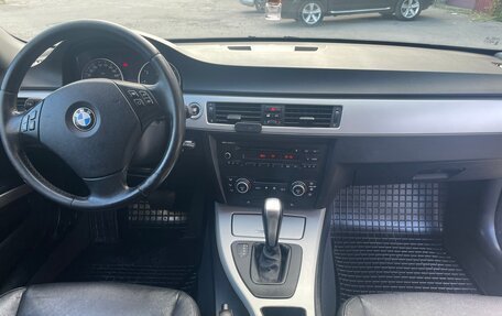BMW 3 серия, 2009 год, 850 000 рублей, 25 фотография