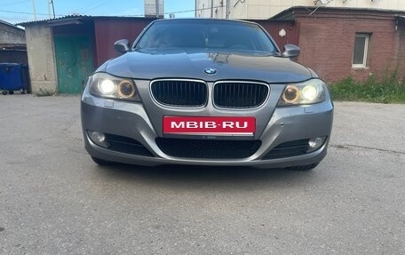 BMW 3 серия, 2009 год, 850 000 рублей, 33 фотография