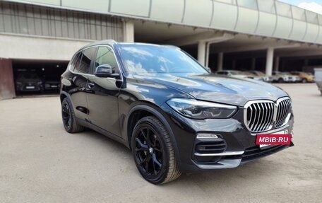 BMW X5, 2019 год, 5 290 000 рублей, 3 фотография