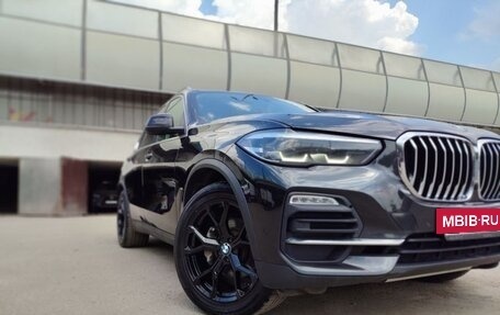 BMW X5, 2019 год, 5 290 000 рублей, 4 фотография