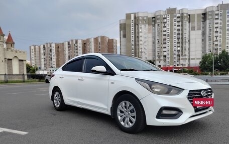 Hyundai Solaris II рестайлинг, 2017 год, 730 000 рублей, 3 фотография