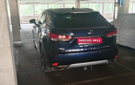 Lexus RX IV рестайлинг, 2021 год, 5 000 000 рублей, 12 фотография