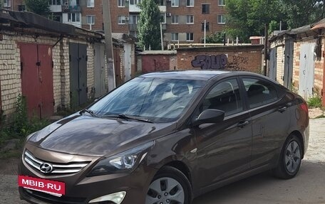 Hyundai Solaris II рестайлинг, 2015 год, 845 000 рублей, 4 фотография
