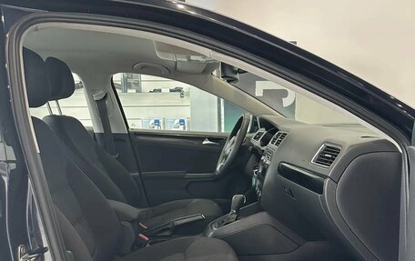 Volkswagen Jetta VI, 2011 год, 775 000 рублей, 8 фотография
