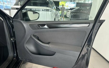 Volkswagen Jetta VI, 2011 год, 775 000 рублей, 12 фотография