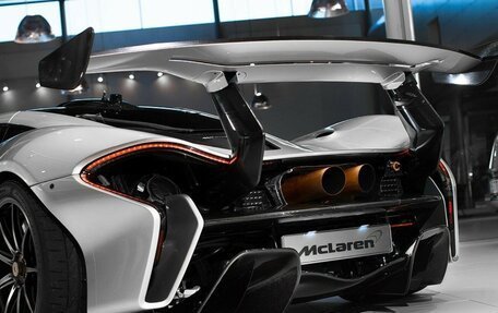 McLaren P1, 2015 год, 298 000 000 рублей, 14 фотография