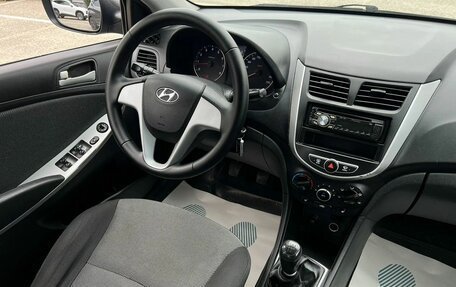 Hyundai Solaris II рестайлинг, 2011 год, 749 000 рублей, 10 фотография