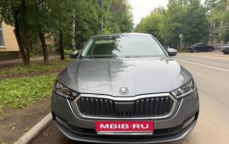 Skoda Octavia IV, 2021 год, 1 950 000 рублей, 2 фотография