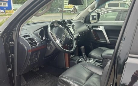 Toyota Land Cruiser Prado 150 рестайлинг 2, 2014 год, 3 600 000 рублей, 6 фотография