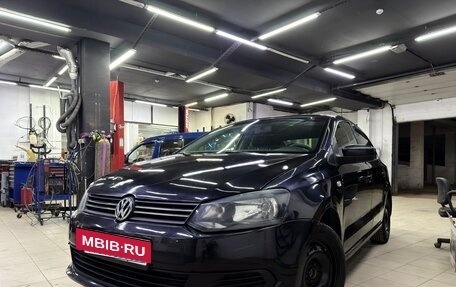 Volkswagen Polo VI (EU Market), 2015 год, 465 000 рублей, 2 фотография