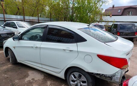 Hyundai Solaris II рестайлинг, 2015 год, 450 000 рублей, 8 фотография