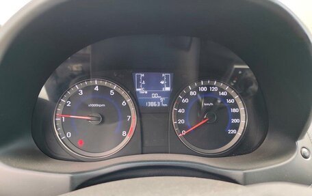 Hyundai Solaris II рестайлинг, 2015 год, 450 000 рублей, 10 фотография