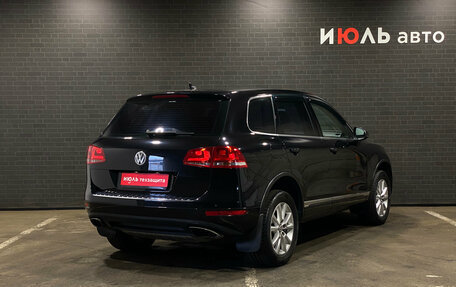Volkswagen Touareg III, 2011 год, 1 950 000 рублей, 5 фотография